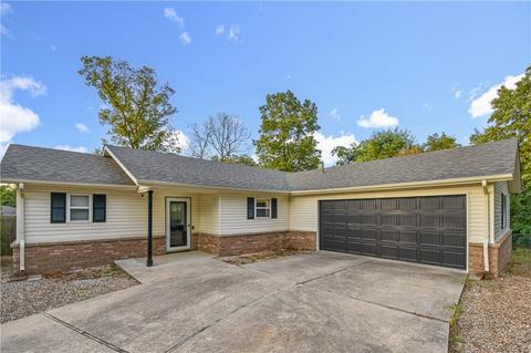 57 Melanie Dr, Bella Vista, AR 72714