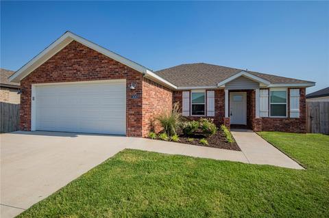 300 Grove Ln, Centerton, AR 72713