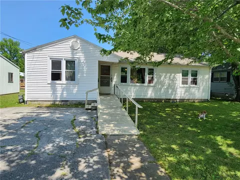 204 Cherry St, Lamar, MO 64759 photo 1