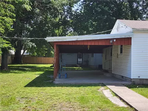 204 Cherry St, Lamar, MO 64759 photo 4