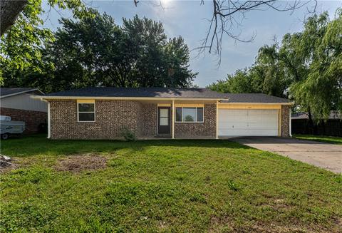 1001 Alicia St, Springdale, AR 72762
