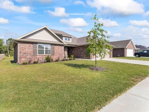 971 Hampton St, Springdale, AR 72762 photo 2