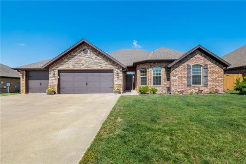 1171 Chattie Dr, Centerton, AR 72719