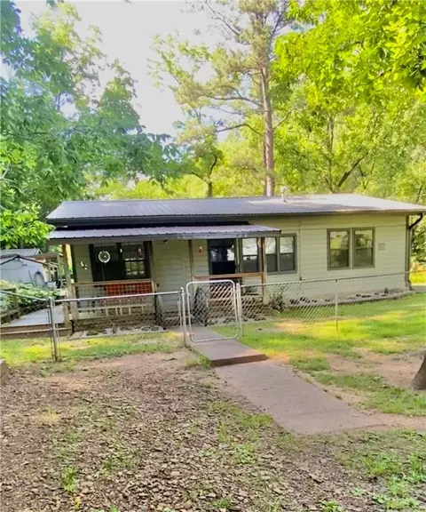197 7th St, Saint Paul, AR 72760
