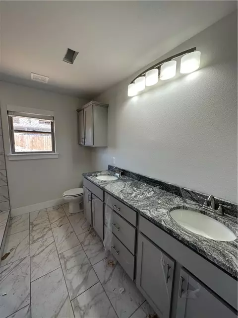 1040 Riverside Dr, Centerton, AR 72713 photo 8