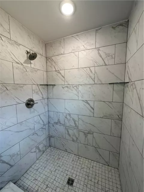1040 Riverside Dr, Centerton, AR 72713 photo 9