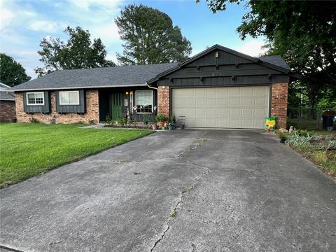 2309 Evelyn St, Springdale, AR 72762