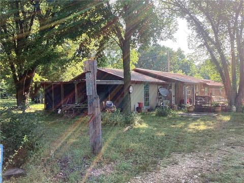 57128 690 Rd, Colcord, OK 74338