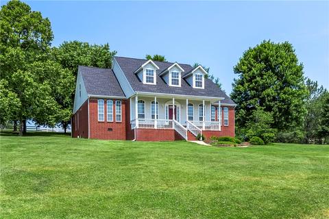 2721 Barrington Rd, Springdale, AR 72762