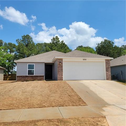 3714 S 2nd Pl, Rogers, AR 72758