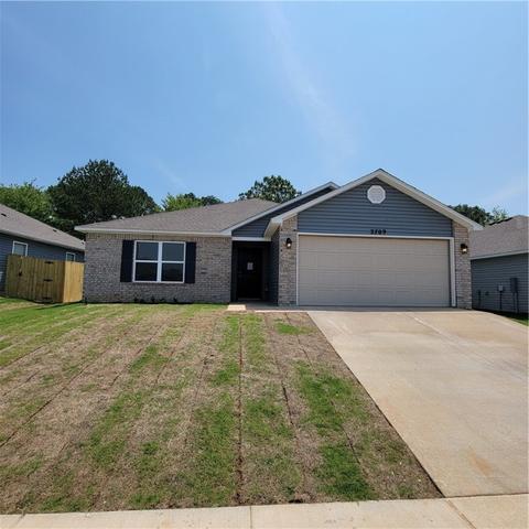 3709 S 1st Pl, Rogers, AR 72758