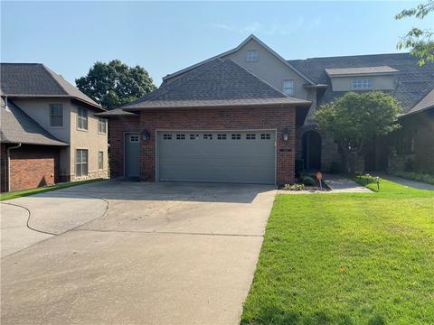 5033 Arkanshire Cir, Springdale, AR 72764