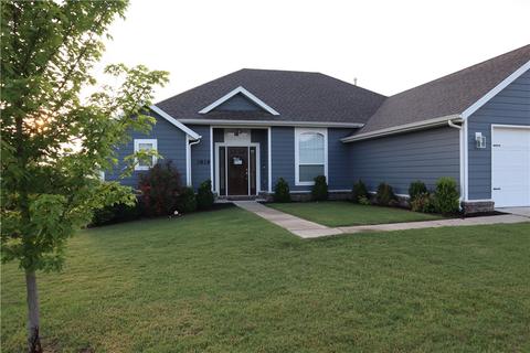 3819 Appaloosa Way, Springdale, AR 72764