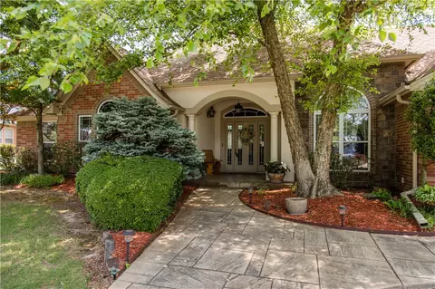 4265 Stonecrest Cir, Springdale, AR 72762