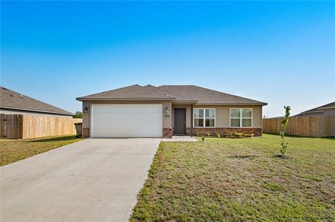 274 Stinson St, Elkins, AR 72727