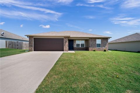 821 NW Evans Cir, Bentonville, AR 72713