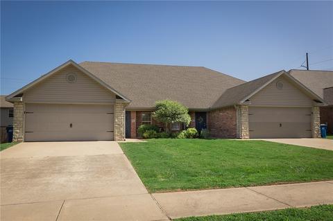 2902 Windrift Ave, Bentonville, AR 72712