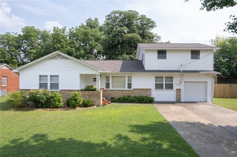 4804 S V St, Fort Smith, AR 72903