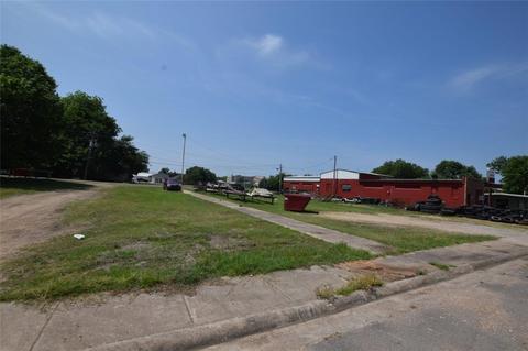 120 W Chestnut St, Stilwell, OK 74960