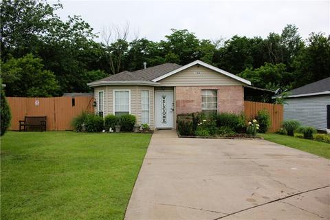 2438 Eleanor St, Springdale, AR 72764