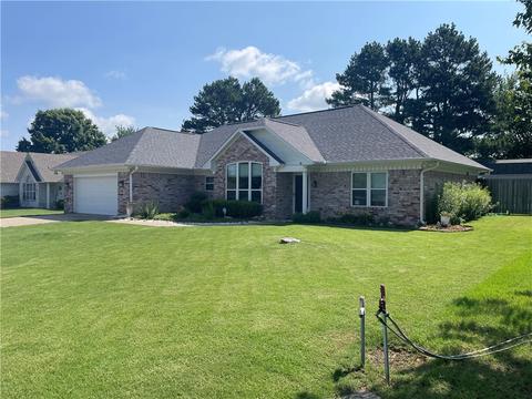 1442 Colby Cir, Springdale, AR 72764