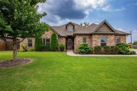 6006 Sommerset St, Rogers, AR 72758