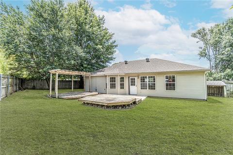 654 Daisy Ln, Springdale, AR 72764 photo 9