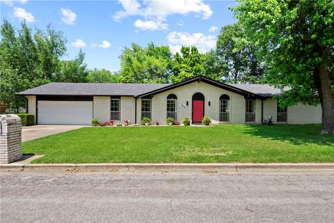 1615 W Ash St, Rogers, AR 72758