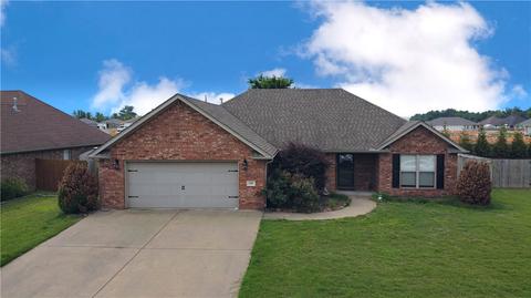 608 Hat Creek Rd, Siloam Springs, AR 72761