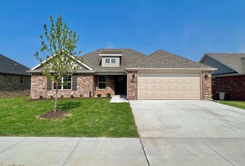 914 Arden, Springdale, AR 72762