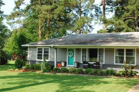 602 Garland Ave, El Dorado, AR 71730