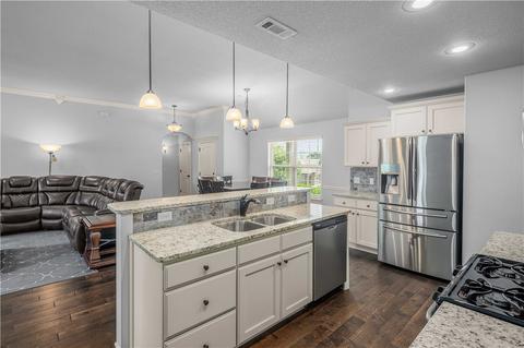 500 Lancaster Rd, Centerton, AR 72719 photo 3