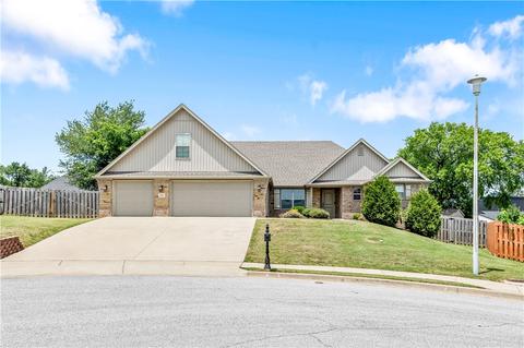 500 Lancaster Rd, Centerton, AR 72719