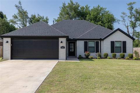 7873 Longspur Ave, Springdale, AR 72762