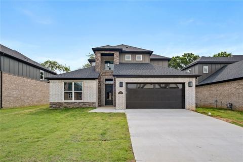 1221 Whistler St, Centerton, AR 72713
