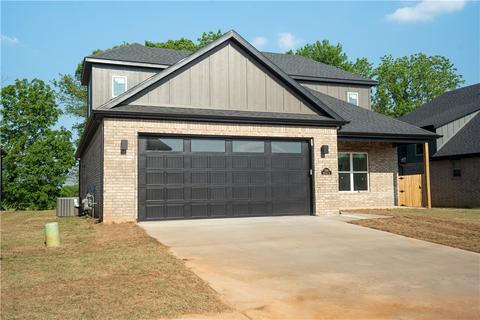 1231 Whistler St, Centerton, AR 72713