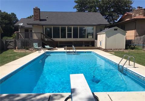 5 Carter Cir, Bella Vista, AR 72714