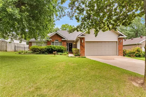 2717 Jean St, Springdale, AR 72762