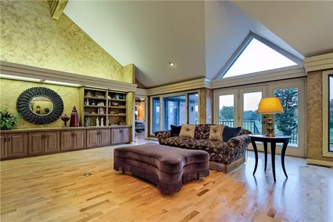 301 Emerald Point Dr, Springdale, AR 72764 photo 7