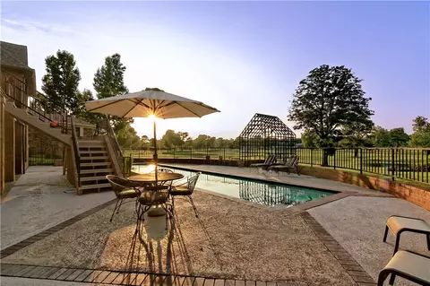 301 Emerald Point Dr, Springdale, AR 72764 photo 18