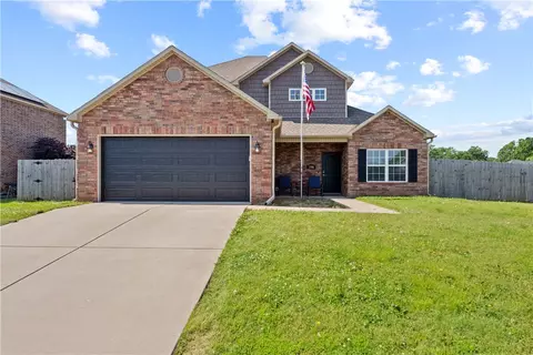 1306 Walker Dr, Rogers, AR 72756