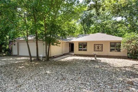 4 Fenchurch Ln, Bella Vista, AR 72715