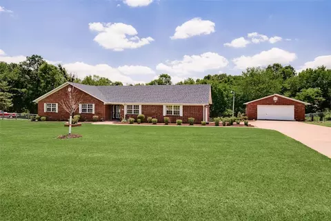 6377 New Hope Rd, Springdale, AR 72762