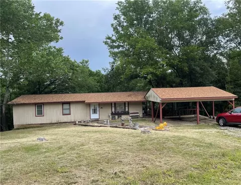 4 Skyview Ln, Holiday Island, AR 72631