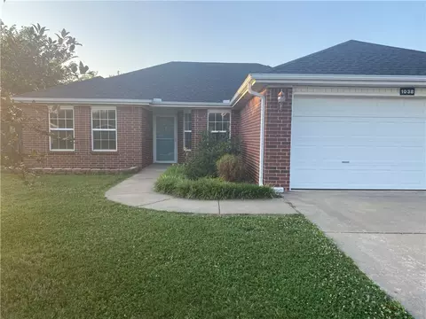 1038 Applewood Cir, Centerton, AR 72719