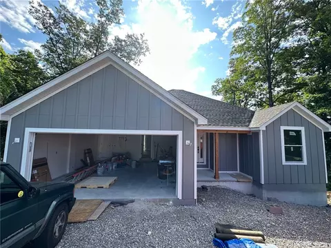 27 Salisbury Dr, Bella Vista, AR 72714