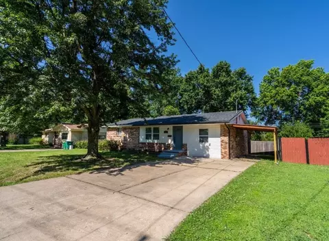 1020 Lowell Rd, Springdale, AR 72764