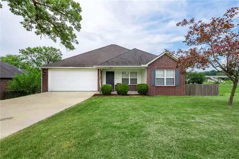 6283 Cord Ave, Springdale, AR 72762