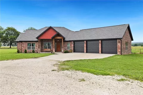 1781 Viney Grove Rd, Prairie Grove, AR 72753