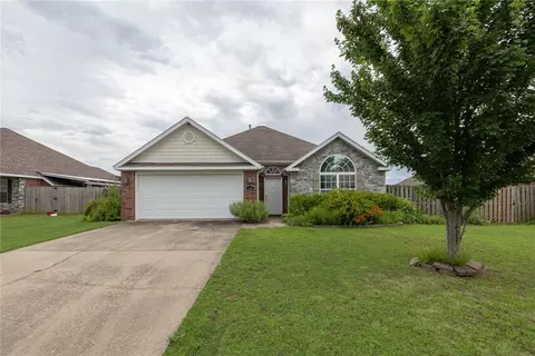 1533 Leesburg Ave, Springdale, AR 72764